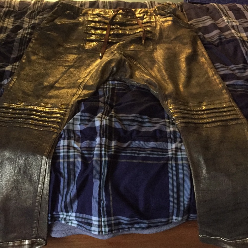 Gold jogger/ jean